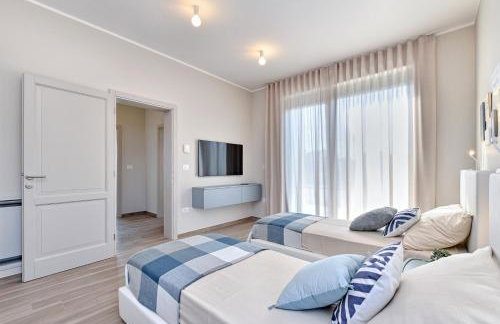 New VILLA TIHI OTOK near the beach - Photo 29