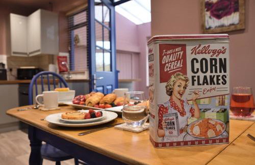 Dovetails, short drive from Alton Towers and Uttoxeter racecourse Games room with Wii and football table - Foto 15