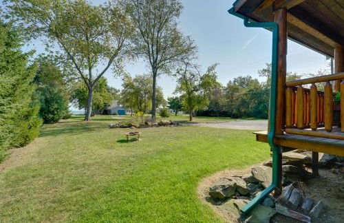 1 Mi to Public Beach Port Austin Cabin with Hot Tub - Foto 37