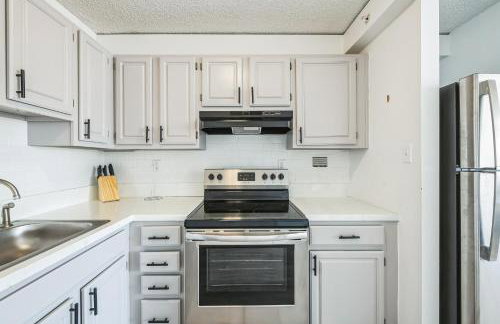 Legacy at Imperial Village 418 I 2 Bed 1 Bath - Foto 11