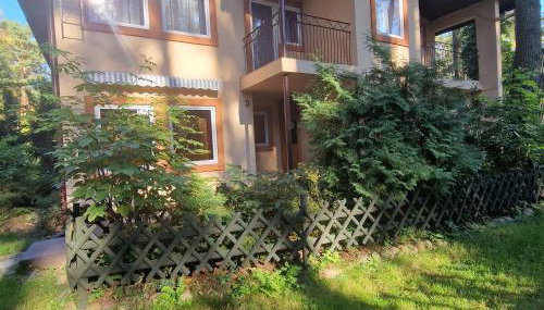 Ośrodek Wypoczynkowy Puszczyk Domek Akacjowy- Apartament -Willa - Foto 2, Garden, Garden view