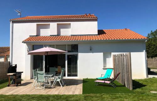 Gîte calme proche mer à Pornic, jardin clos, accessible PMR, visite ferme, wifi, équipement bébé - FR-1-306-1067 - Foto 1