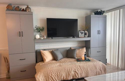 LUXURIOUS Oceanfront Condo, 1 bedroom-2 bath, Sleeps 4, indoor and outdoor pools, Waters Edge-Garden City-Murrells Inlet SC -NO PETS - Photo 40