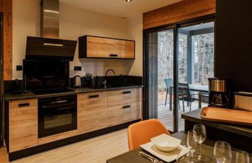 Lodge avec bain à remous privatif, proche du golf et piscine réservée - Confort et activités garanties - FR-1-582-373 - Foto 6