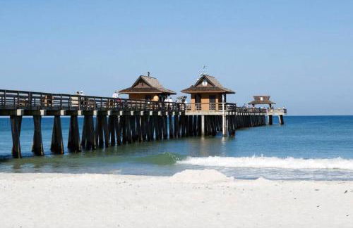 Park Shore Resort Top Floor 2 Bed 2 Bath Sleeps 6 - Foto 49