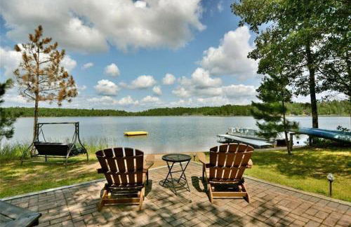 Sandy Lake Cabin ~Private Luxury Vacation Home~ - Foto 6