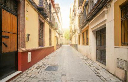 Spacious 2-Bedroom Apartment - Walk to Isla Mágica - AC - Premium Bed - Foto 49