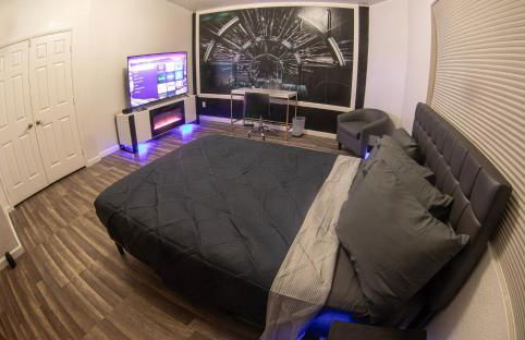 Comfy Expansive Home - Near the Strip - Heated Pool - Foto 16