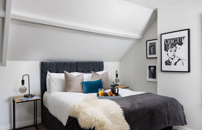 Bijoux Central Plymouth 1 Bed Apartment - Foto 1