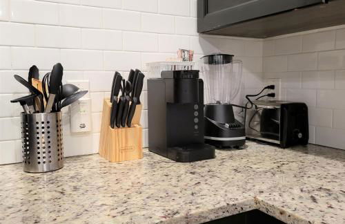 Vibrant Vacation Escape with Fast WIFI and KING BED Close to Downtown Houston! - Foto 6