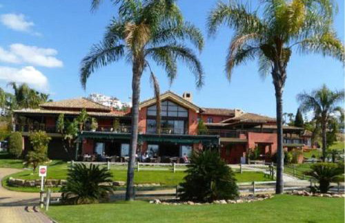 Superior 3BR GolfLA Apartment Minutes from Puerto Banus & Marbella - Photo 54