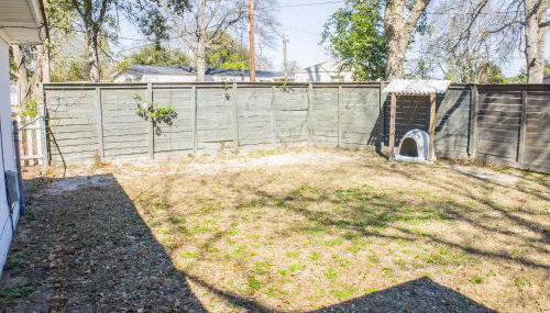 White Picket Fence - EV Charger! - Foto 3