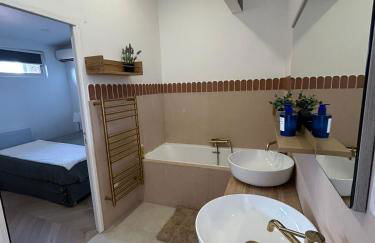 Duplex avec grande terrasse vieux port parking gratuit - Foto 8