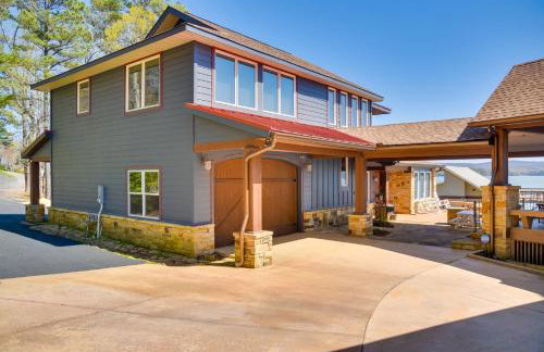 Luxurious Lakefront Paradise in Scottsboro with Dock - Foto 25