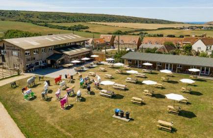 Poachers Lodge At Tapnell Farm - Foto 13