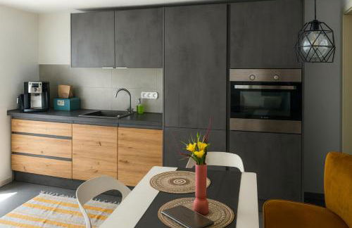 Ü Villa für Freunde 3 Wohneinheiten mit Außenfläche und Grill - Foto 26