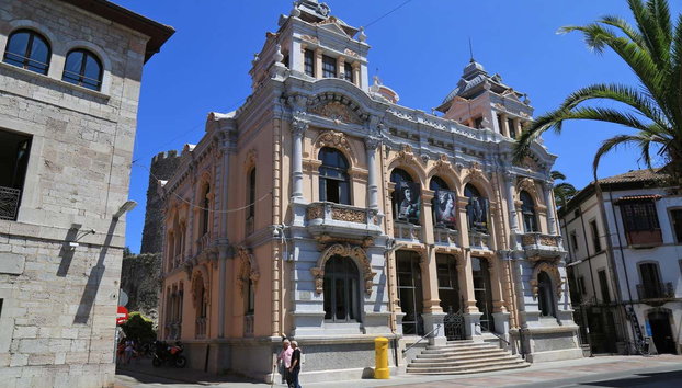 Free tour por Llanes - Foto 5, Casino de llanes