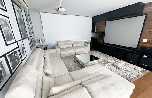 Mansão Cinematográfica em Condomínio- Granja Viana - Foto 68