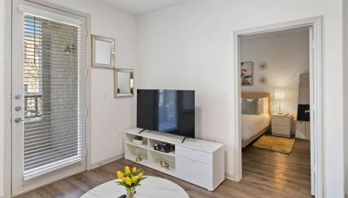 Cozy 1bd Apartment - Photo 3