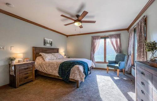 Charming Lake Geneva, Wisconsin 3BR/2Bath Home - Shagbark Waters - Foto 20