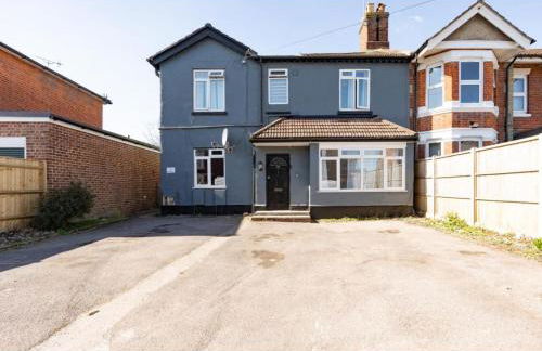 Cozy Cottage 2 Bedroom Apartment with free Parking - Foto 19