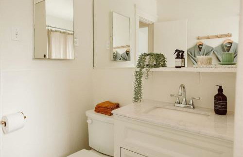 Walk to Beach - Beach Gear - Easy Parking - Foto 30