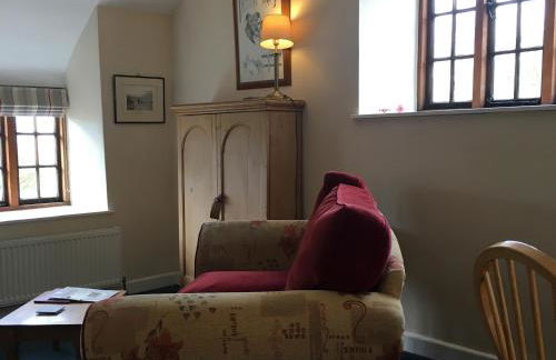 Millstones - Photo 3