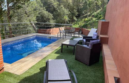 Villa for 2 families - Photo 1