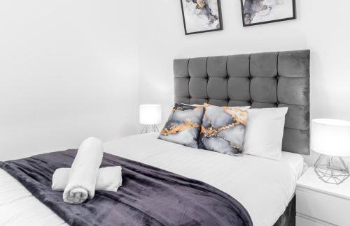 Modern Two Bed Apartment - Netflix - Balcony - Parking - 5MC - Foto 9