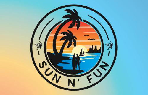 Sun n' Fun Apartments with Pool - Photo 2