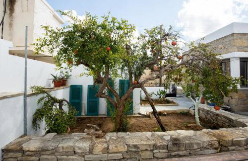 Iliopetra Studio - Photo 28