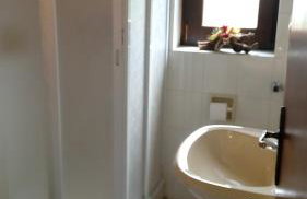 4 Roses Apartment - Photo 29