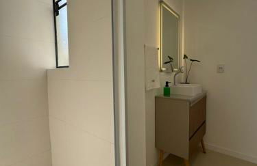 G2 Garden Studio novo para 2 pessoas térreo perto de tudo wifi veloz e conforto - Photo 25