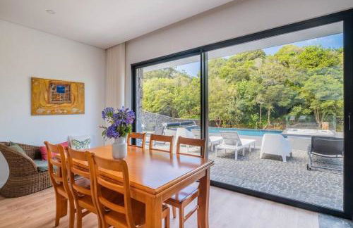 Lotus House - Heated Pool & Jacuzzi near the Beach - Photo 6