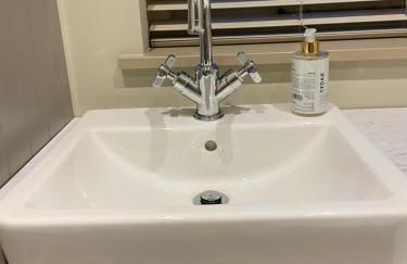 Cosy small cottage in Wirral Merseyside with kitchen - Foto 11