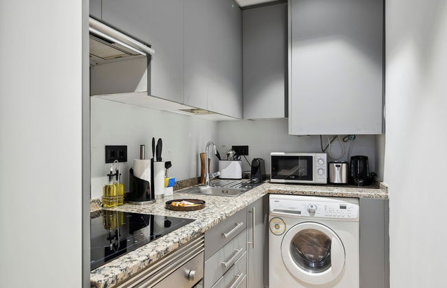 Limehome Madrid Calle de Santa Ana - Photo 58