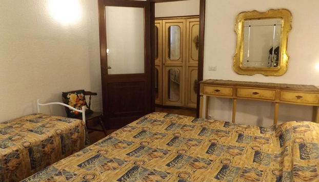 Villa in Garda With Private Pool & Lake Nearby - Foto 5, Habitación