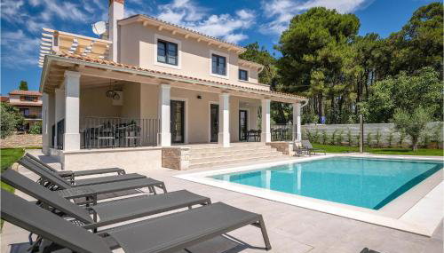 5 Bedroom Nice Home In Manjadvorci - Foto 1