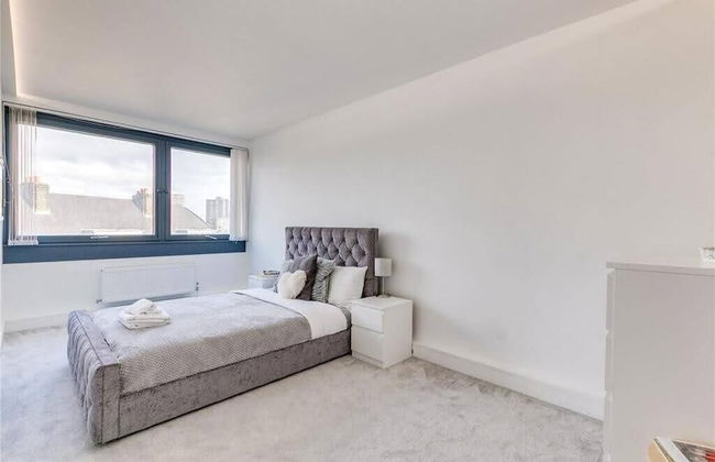 26 Penge House - Photo 4