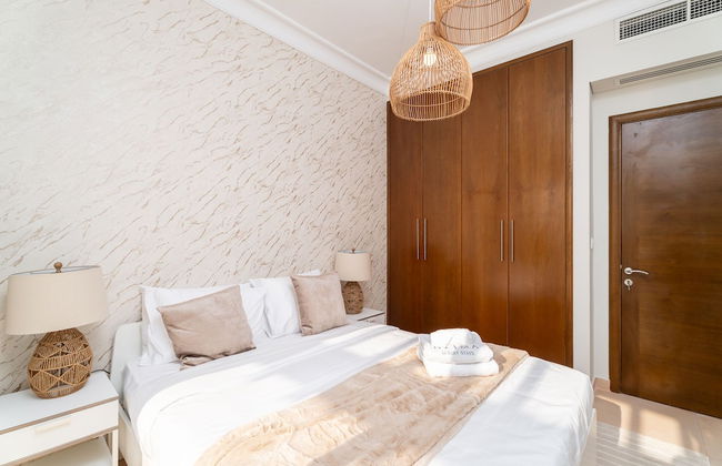 Nasma Holiday Homes - Al Hamra Village - Photo 15