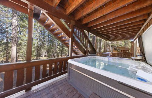 Skislope Manor - Spacious Tahoe Donner 4 BR with Gorgeous Home Theater and Hot Tub - Foto 4