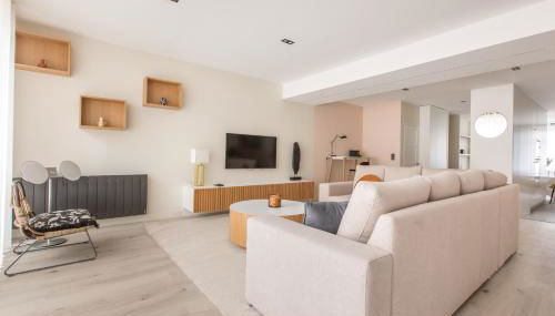 Appartement spacieux et moderne 4 chambres à 5mn à pieds République - Foto 2