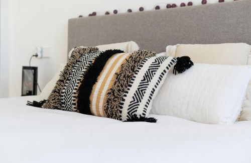 Apartamento nuevo junto al mar con plaza de garaje!! Perfecto para familias - Photo 34