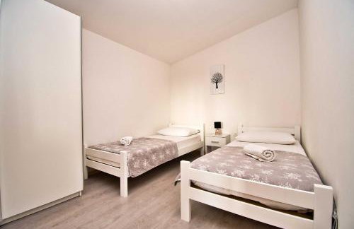 MY DALMATIA - Apartment Visocane with private pool - Foto 7