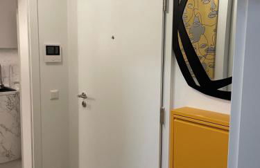 Hochwertige Stilvolle 2 Zimmer Erdgeschoss Wohnung mit großer Terasse und Garten - Foto 5