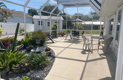 Just a short walk to the beach - Foto 12