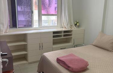 Lindo 3 quartos a 6 minutos da praia de Copacabana - Foto 23