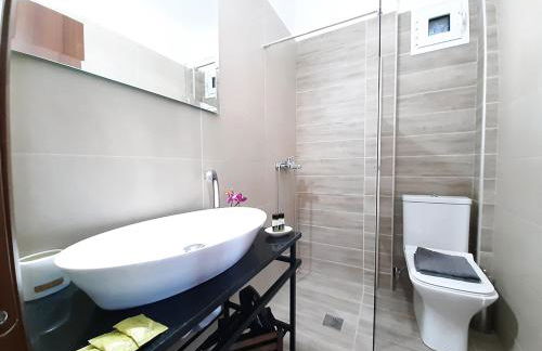 Manos Philoxenia - Foto 8