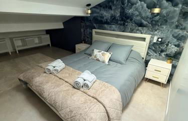 Suite Elégance, Design, Calme, Clim et Parking - Foto 15