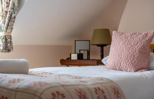 Charming 2 Bed Cottage in the Heart of Adderbury Pass the Keys - Foto 14